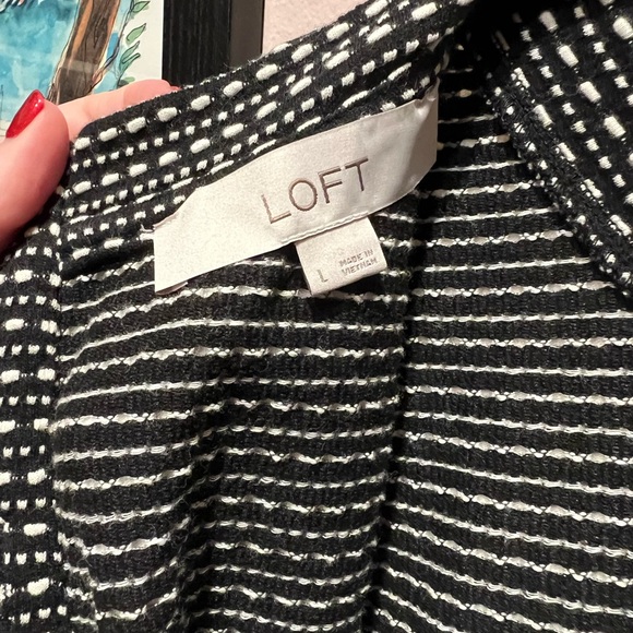 Loft Dress - Picture 4 of 4